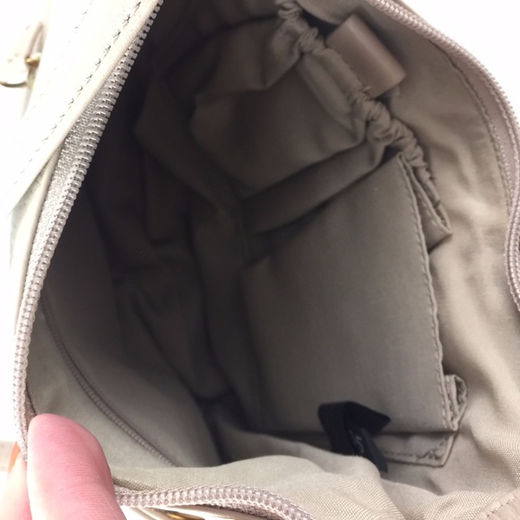 Stone Mountain Mauve Off White Tan Shoulder Bag - Picture 2 of 2